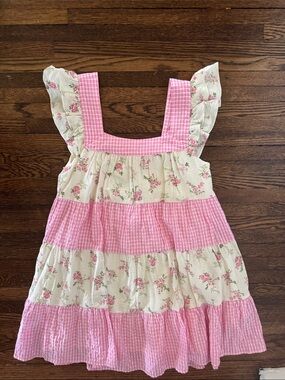Pink summer dress by Le Lis